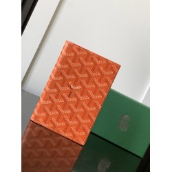 Goyard Grenelle passport...